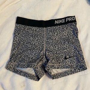 Woman’s Nike Pro Spandex